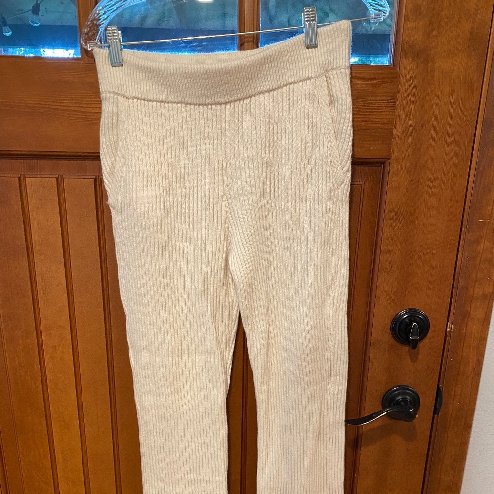 Club Monaco Cashmere Blend Ribbed Pants - Small